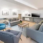Livinparis - Luxury 3 Bedrooms Arc De Triomphe I