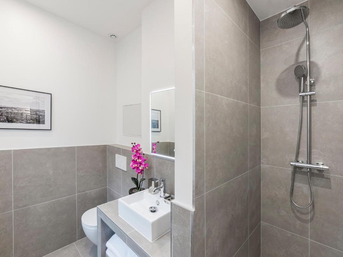 Appartamento Livinparis - Luxury 3 Bedrooms Arc De Triomphe I