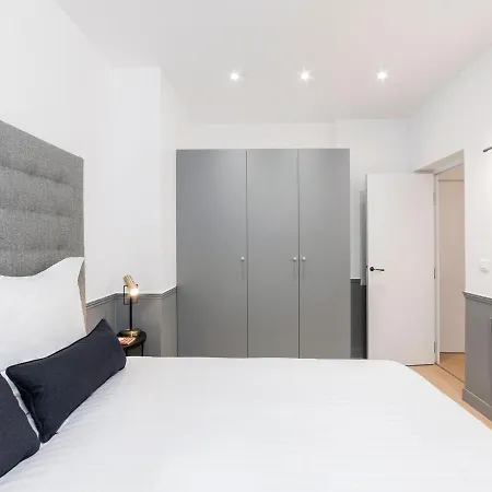 Livinparis - Luxury 3 Bedrooms Arc De Triomphe I Parigi